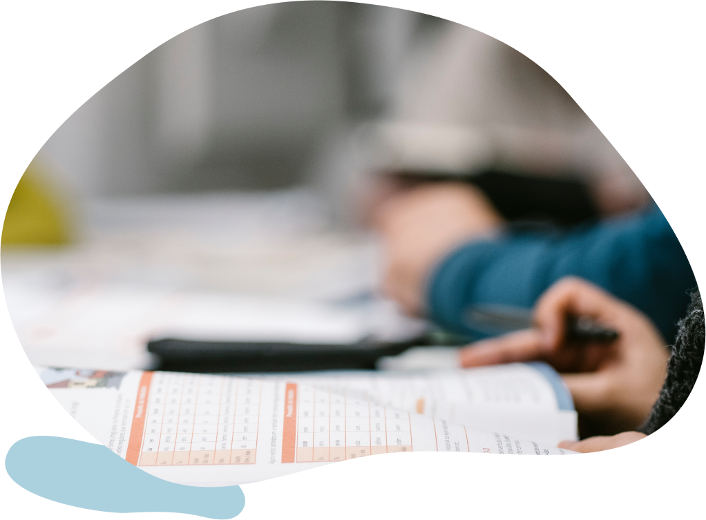 Private Portuguese lessons tailored to student needs with dynamic, interactive learning activities.