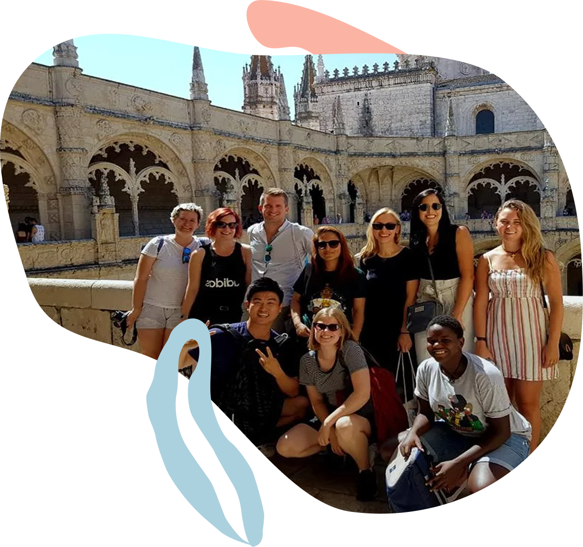 Weekly cultural activities in Lisbon including monuments, museums, cooking, and city tours