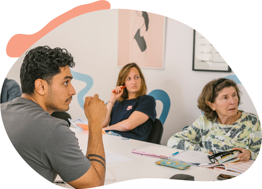 Summer Portuguese course in Lisbon with language lessons and city exploration activities.
